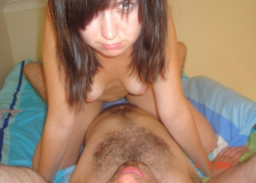 Домашний секс с развратными цыпочками 15 фото Домашний секс с развратными цыпочками 15 фото