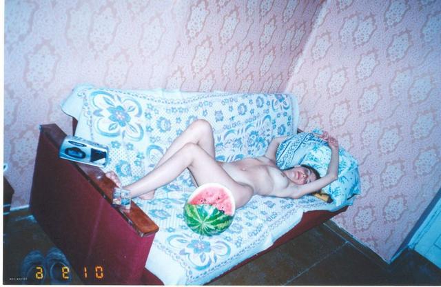 Сельские красотки блещут письками 19 фото