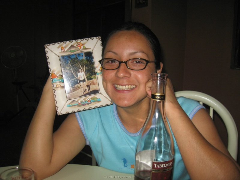 Одинокая мамочка позирует в белье после рабочего дня 15 фото