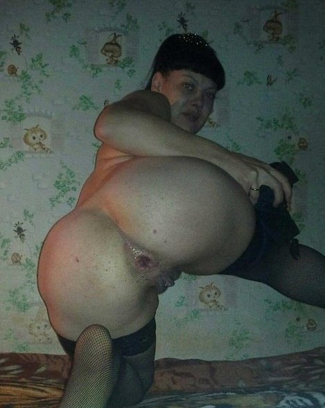 Цыпочки хвастаются своими смачными формами 5 фото