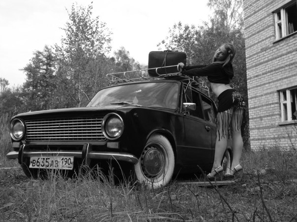 Оголенные студентки извиваются перед хахалями 11 фото Оголенные студентки извиваются перед хахалями 11 фото