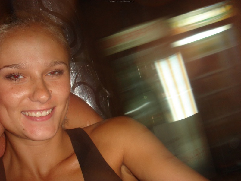 Счастливая девушка и ее любимый жених в медовый месяц 33 фото Счастливая девушка и ее любимый жених в медовый месяц 33 фото