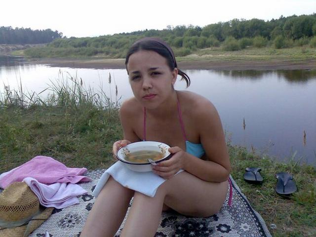 Поездка на природу закончилась интимной фотосессией 5 фото Поездка на природу закончилась интимной фотосессией 5 фото