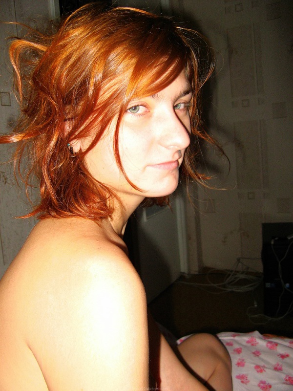 Разделась до гола и показала спортивную фигуру 29 фото Разделась до гола и показала спортивную фигуру 29 фото