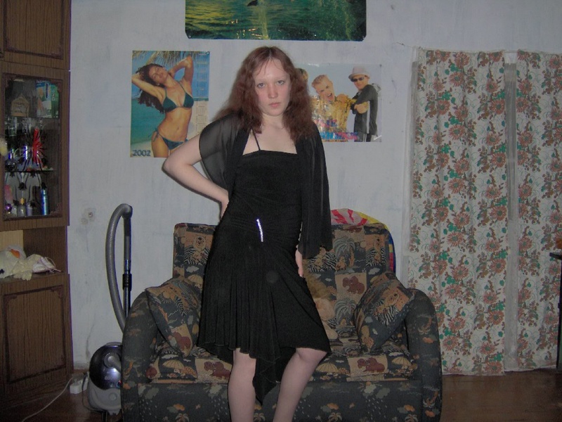 Похотливая мамка разделась 2 фото Похотливая мамка разделась 2 фото