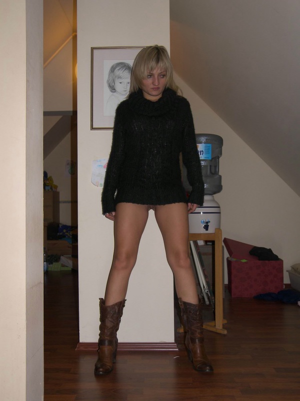 Прошмандовка найдет время и настроение на секс 1 фото Прошмандовка найдет время и настроение на секс 1 фото