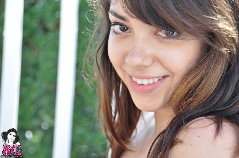 На террасе оголяет свое замечательное тело 29 фото На террасе оголяет свое замечательное тело 29 фото