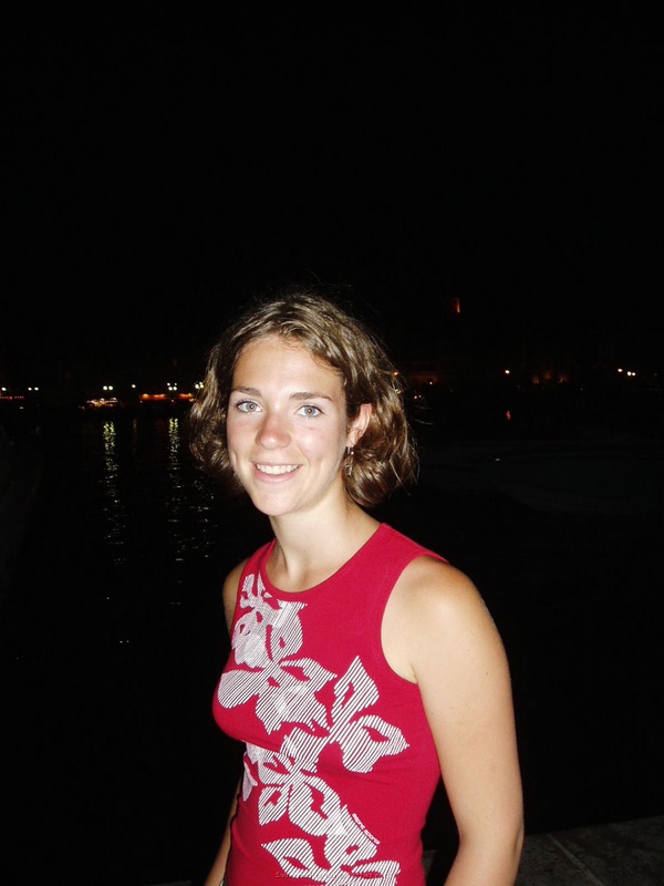 Теребит письку пока никто не видит 1 фото Теребит письку пока никто не видит 1 фото