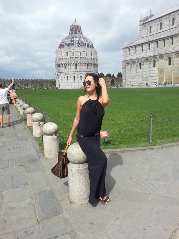 Страстная мамка позирует в нижнем белье 4 фото Страстная мамка позирует в нижнем белье 4 фото