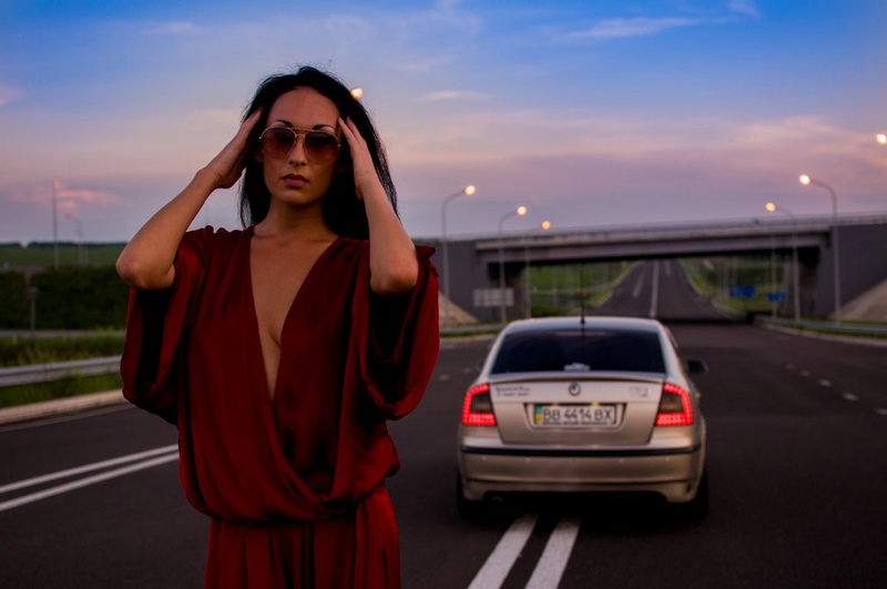 Страстная мамка позирует в нижнем белье 1 фото Страстная мамка позирует в нижнем белье 1 фото