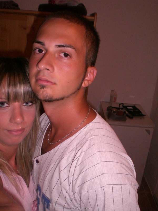 Молодая пара разместила интим фото с отдыха 24 фото Молодая пара разместила интим фото с отдыха 24 фото