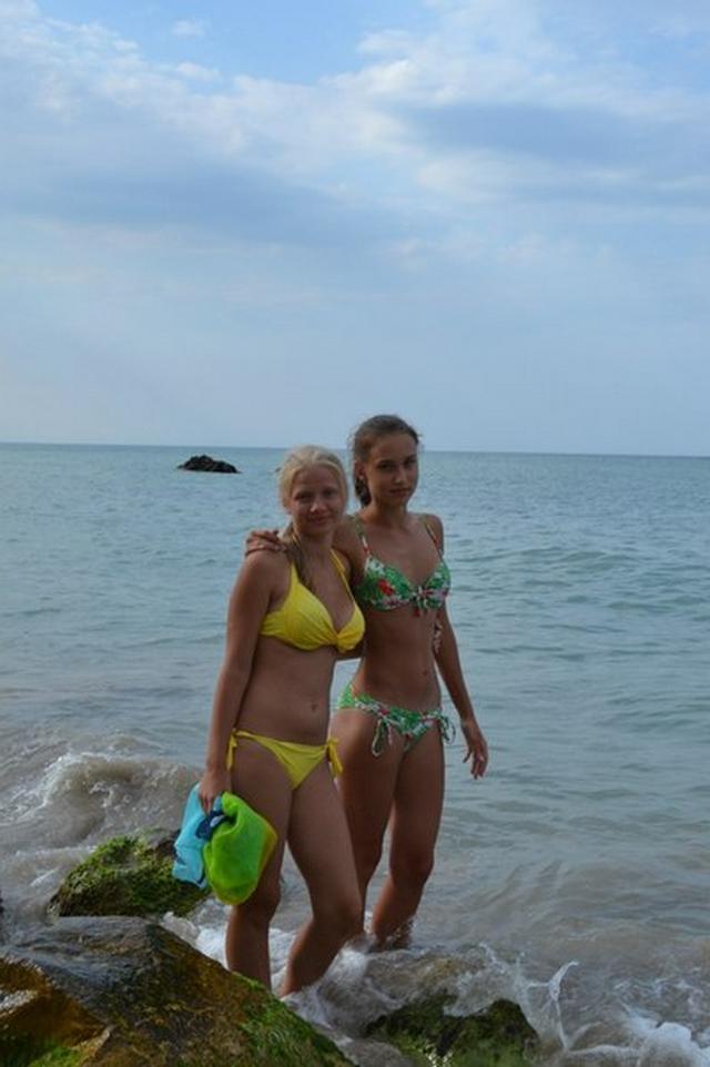 Гимнастки и спортивные телки отдыхают на морях и природе 11 фото Гимнастки и спортивные телки отдыхают на морях и природе 11 фото