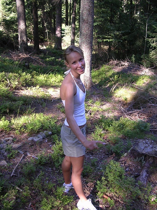 Личные снимки развратной невесты из дома из отдыха на природе 1 фото Личные снимки развратной невесты из дома из отдыха на природе 1 фото