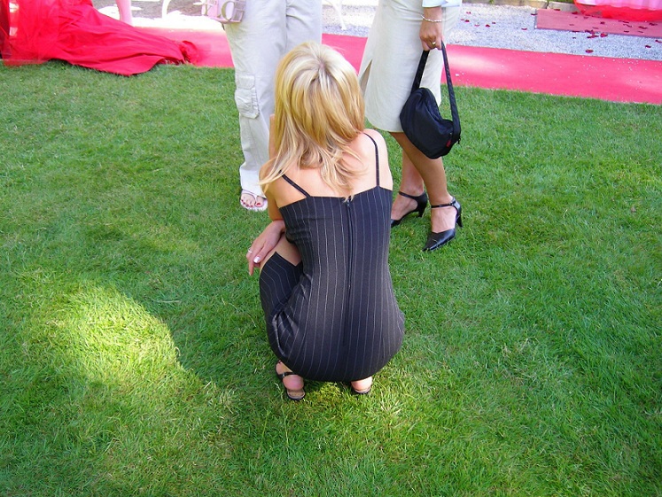 Личные снимки развратной невесты из дома из отдыха на природе 3 фото Личные снимки развратной невесты из дома из отдыха на природе 3 фото