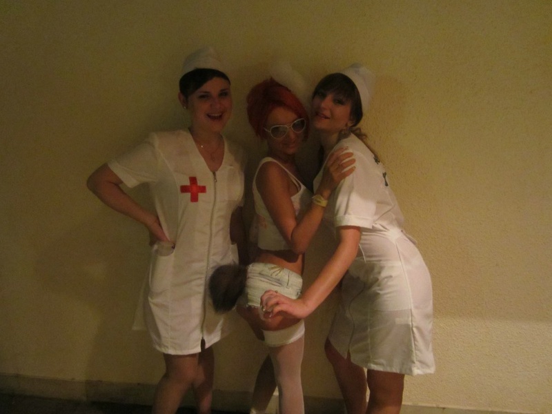 Развлечение молодых на природе 7 фото Развлечение молодых на природе 7 фото