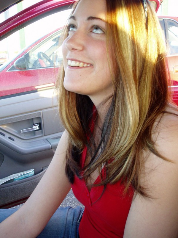 Пососала большой член и подставила обе дырочки для проникновения 1 фото Пососала большой член и подставила обе дырочки для проникновения 1 фото