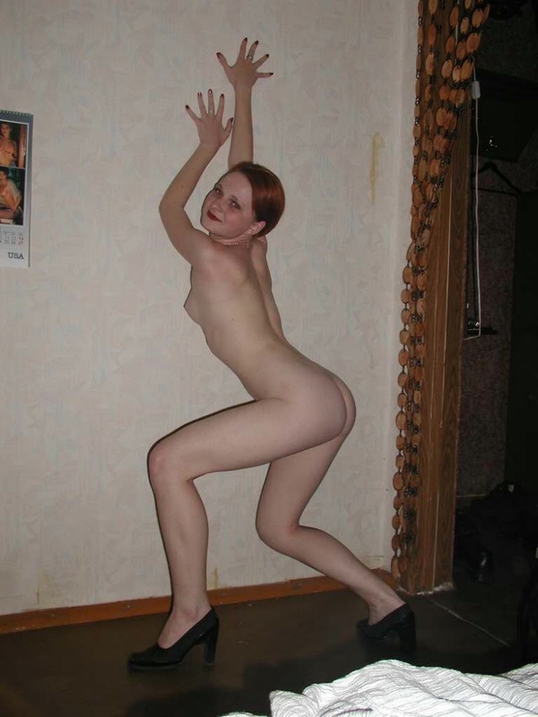 Рыжая сучка хороша и без нижнего белья 14 фото Рыжая сучка хороша и без нижнего белья 14 фото