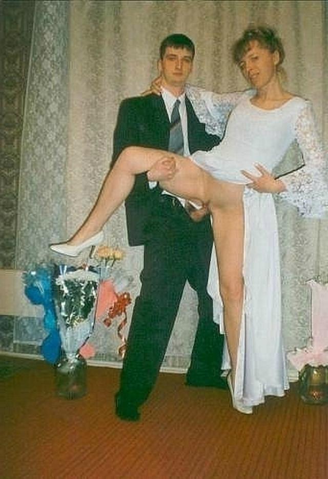 Домашние ретро фото с волосатыми кисками 3 фото Домашние ретро фото с волосатыми кисками 3 фото