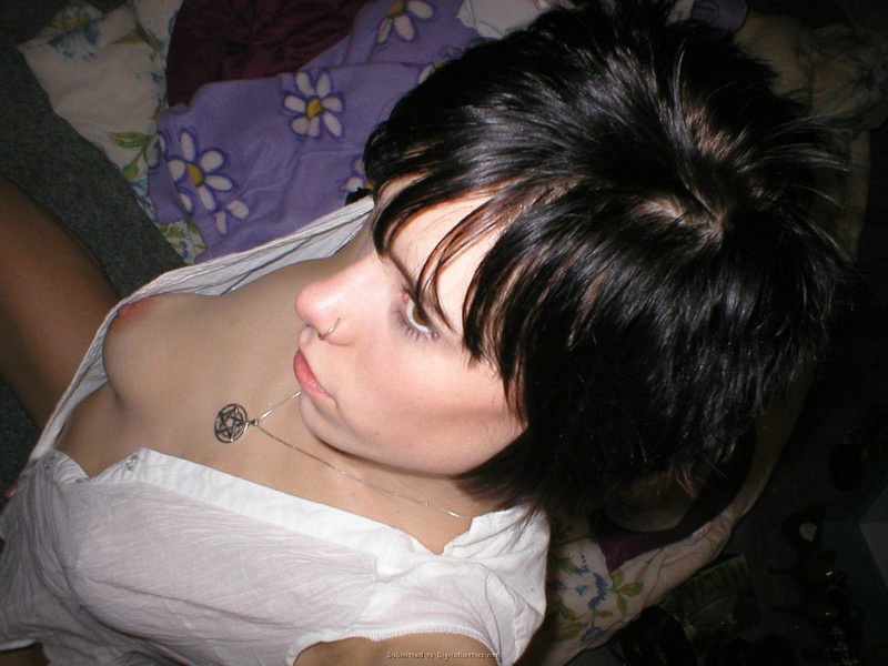 Откровенные позы развратной девушки для сайта знакомств 16 фото Откровенные позы развратной девушки для сайта знакомств 16 фото