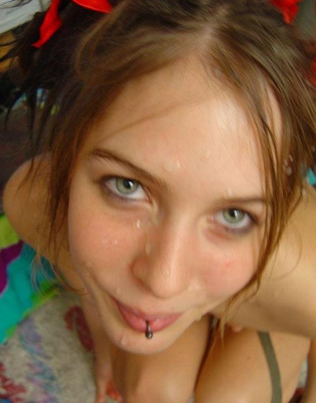 Голые сиськи молодых неформалок 8 фото Голые сиськи молодых неформалок 8 фото