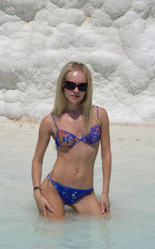 Белокурая мамка показала себя без одежды 8 фото Белокурая мамка показала себя без одежды 8 фото