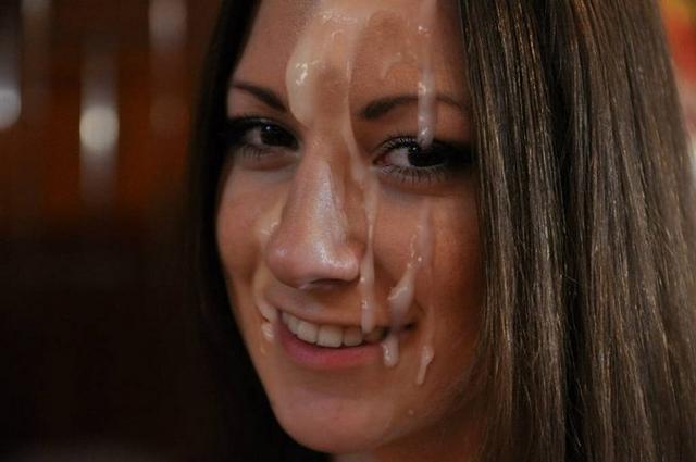 Камшоты на прекрасные лица молодых партнерш 9 фото Камшоты на прекрасные лица молодых партнерш 9 фото