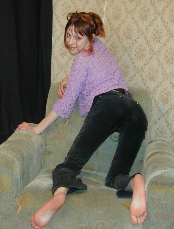 Ласкает свой волосатый низ 1 фото Ласкает свой волосатый низ 1 фото