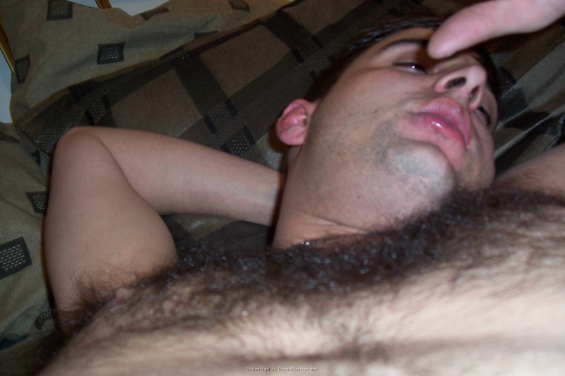 Минетчица отдыхает на курорте с волосатым хахалем и сосет член 39 фото Минетчица отдыхает на курорте с волосатым хахалем и сосет член 39 фото