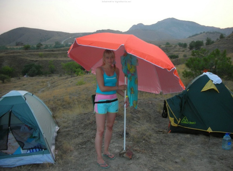 Эротические снимки отдыхающих дикарями девушек на море 23 фото Эротические снимки отдыхающих дикарями девушек на море 23 фото