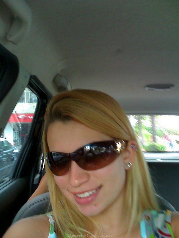 Личные снимки блондинки с большими дойками из Америки 24 фото Личные снимки блондинки с большими дойками из Америки 24 фото