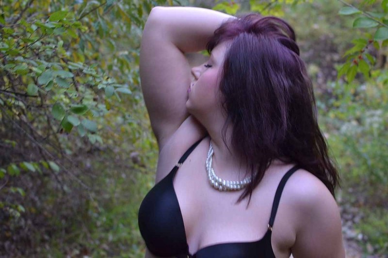 Милая жопастая девка разделась 18 фото Милая жопастая девка разделась 18 фото