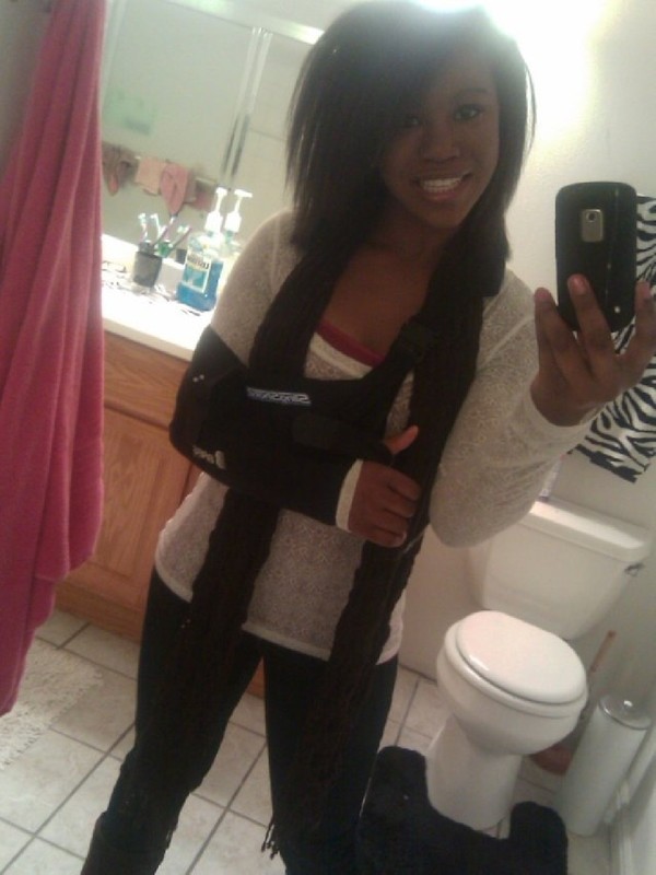 Темнокожая подруга снимает себя дома 2 фото Темнокожая подруга снимает себя дома 2 фото
