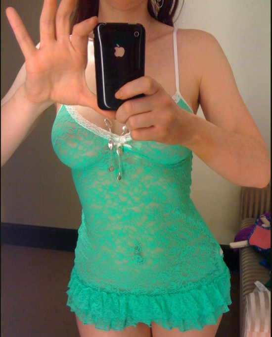 Отражения блондинок и брюнеток в зеркале 4 фото Отражения блондинок и брюнеток в зеркале 4 фото