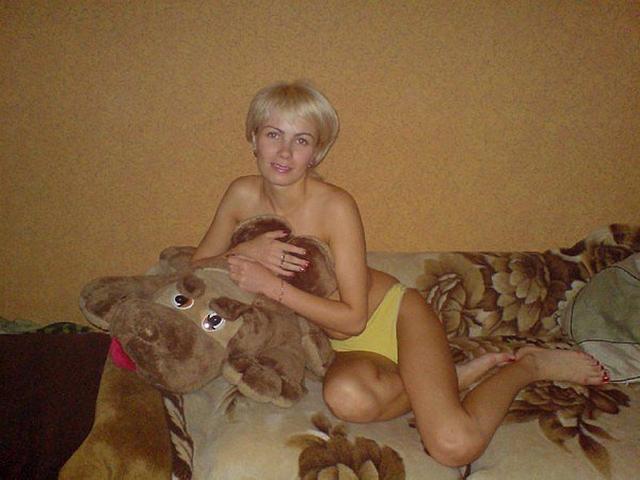 Женщины с огромными буферами позируют для мужчин 8 фото Женщины с огромными буферами позируют для мужчин 8 фото