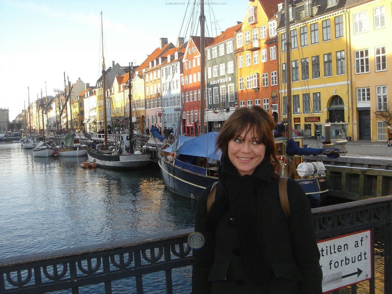 Ублажает его минетом по-домашнему 4 фото Ублажает его минетом по-домашнему 4 фото