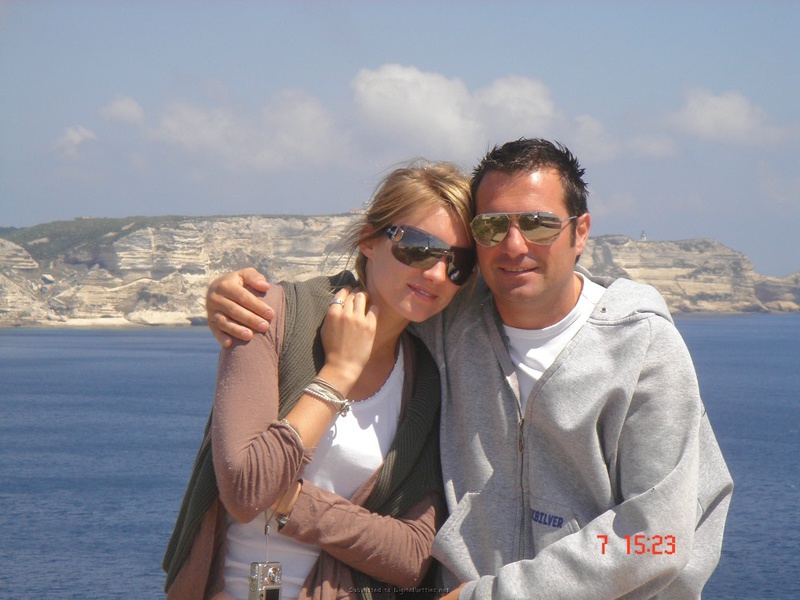 Муж фотографирует жену топлес в свадебном путешествии 25 фото Муж фотографирует жену топлес в свадебном путешествии 25 фото