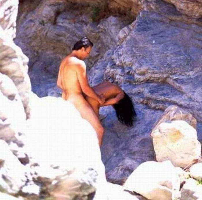 Влюбленные парочки трахнулись в людных местах 7 фото Влюбленные парочки трахнулись в людных местах 7 фото