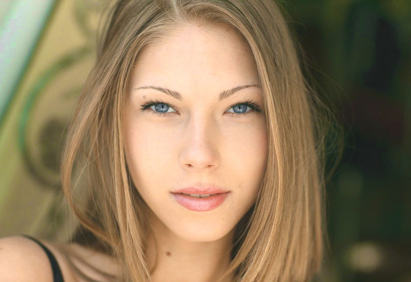 Великолепная худенькая модель в 20 лет 1 фото Великолепная худенькая модель в 20 лет 1 фото