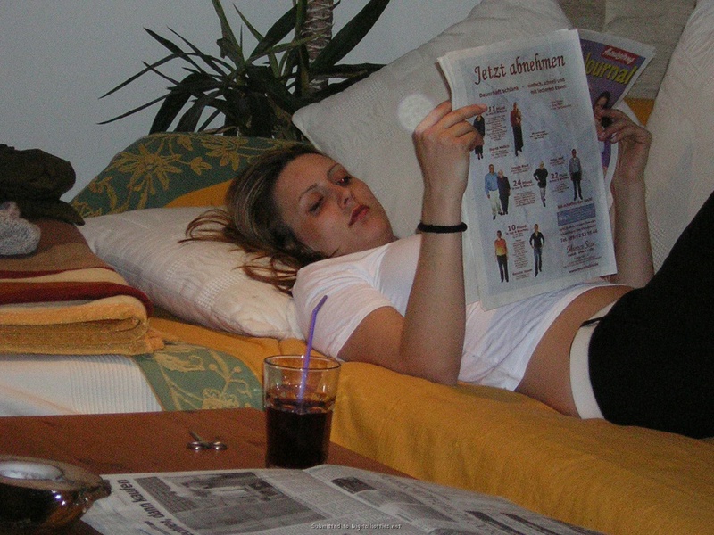 Сексуальная жена фотографируется голой для мужа 15 фото Сексуальная жена фотографируется голой для мужа 15 фото