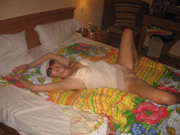 Парни фотографируют дома аккуратные попки подружек 16 фото Парни фотографируют дома аккуратные попки подружек 16 фото