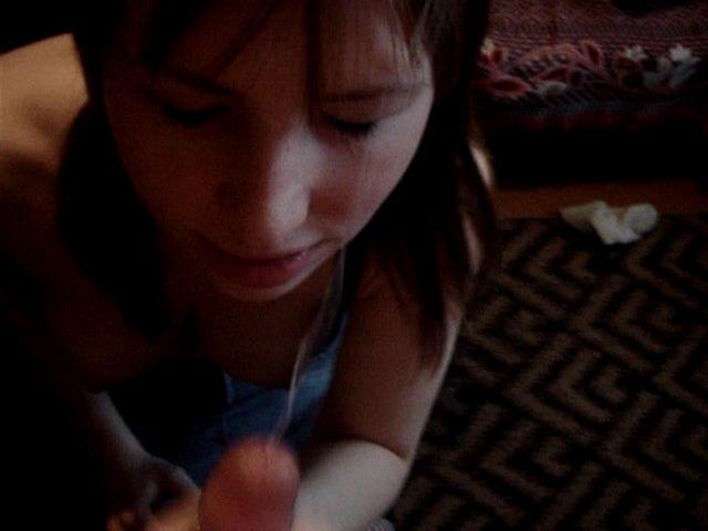 Минетчица в чулках добилась от любовника спермы на лицо 8 фото Минетчица в чулках добилась от любовника спермы на лицо 8 фото