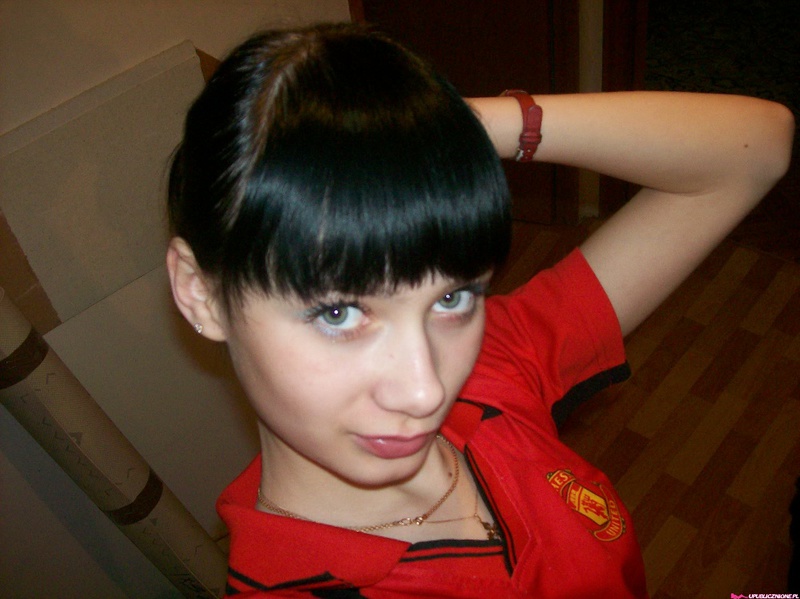 Молодая славянка в бане и в квартире позирует в нижнем белье 8 фото Молодая славянка в бане и в квартире позирует в нижнем белье 8 фото