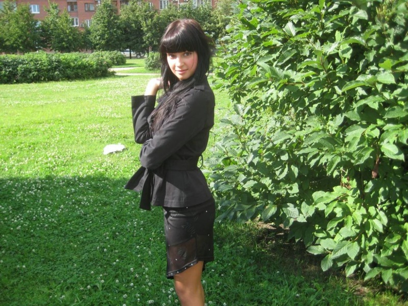 Отпадная молодая девка играет с писей 6 фото Отпадная молодая девка играет с писей 6 фото