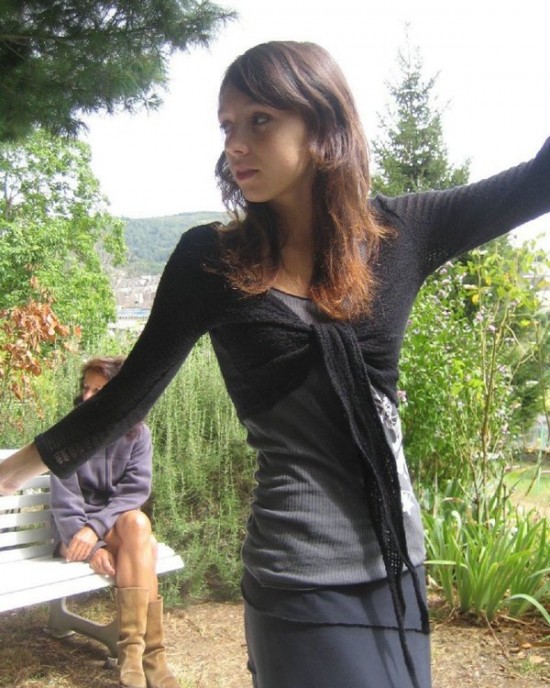 Красотку в сексуальной одежде фотографирует парень в квартире 11 фото Красотку в сексуальной одежде фотографирует парень в квартире 11 фото