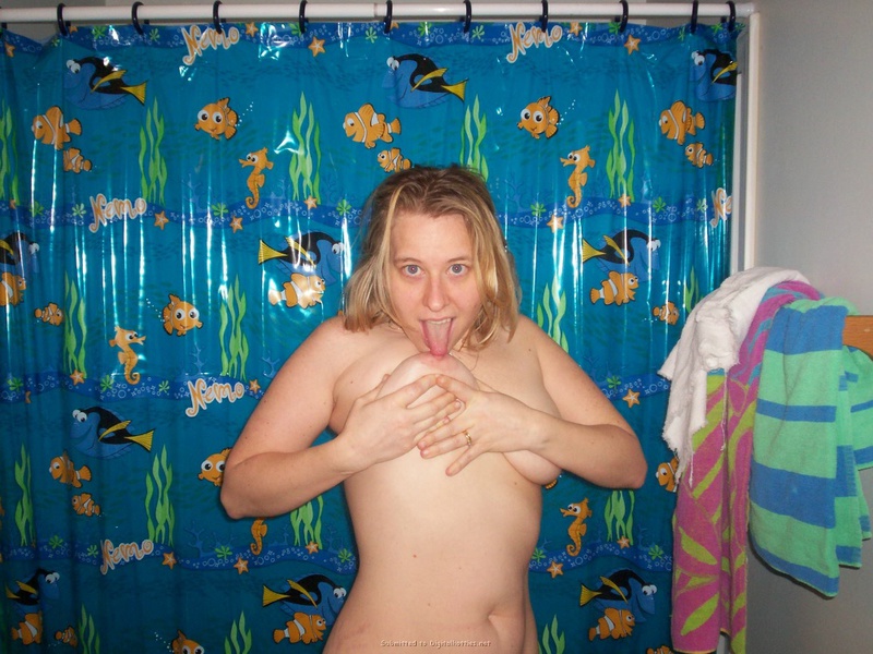 Посмаковала концом и получила спермы на лицо 4 фото Посмаковала концом и получила спермы на лицо 4 фото