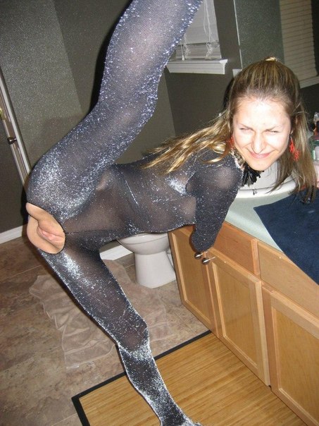 Подборка эро снимков 30летних мамочек с большими дойками и попами 19 фото Подборка эро снимков 30летних мамочек с большими дойками и попами 19 фото