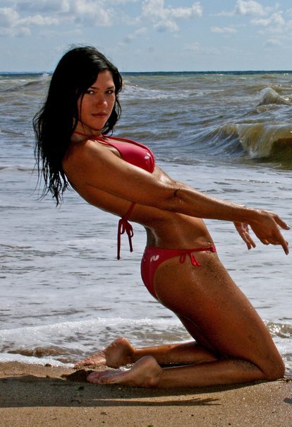 Худая мамзель сняла купальник и проветрила промежность 1 фото Худая мамзель сняла купальник и проветрила промежность 1 фото