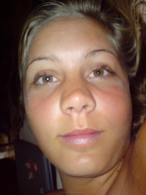 Красивая блонда оголила свое тело 8 фото Красивая блонда оголила свое тело 8 фото