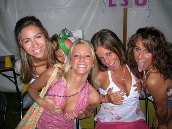 Голые девки в фотографиях здесь 3 фото Голые девки в фотографиях здесь 3 фото