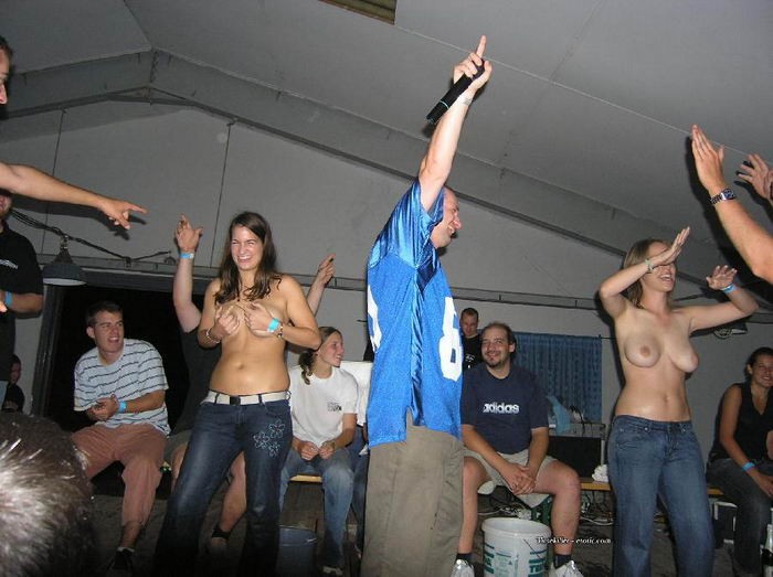 Голые девки в фотографиях здесь 9 фото Голые девки в фотографиях здесь 9 фото